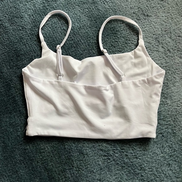 SOLD CROPPED OHIO STATE SPORTS BRA SIZE SMALL - Picture 2 of 3